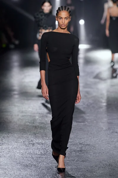 Look 46